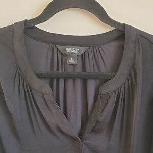 Simply Vera Vera Wang Black Top